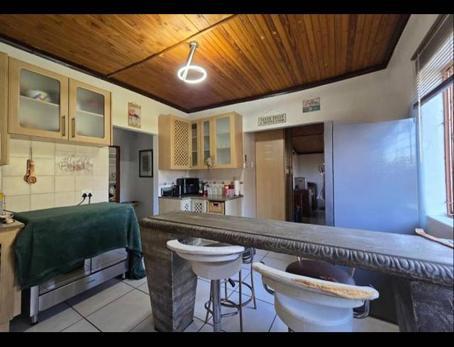 FARM FOR SALE IN WALKERVILLE CENTRAL